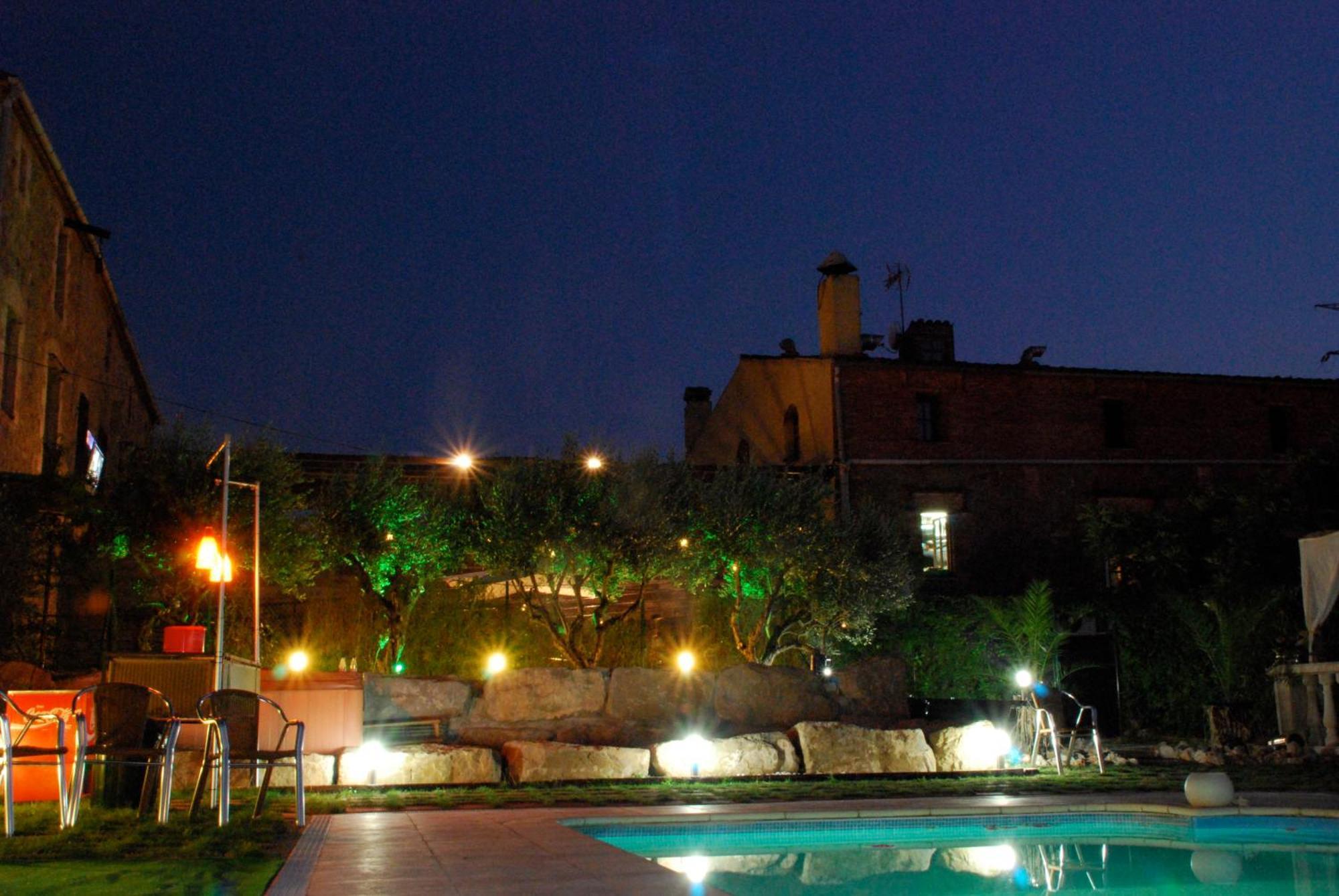Turo De La Torre Hotel Manresa Ngoại thất bức ảnh